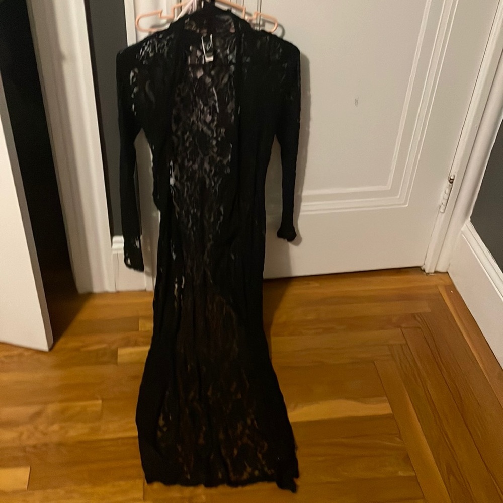 Windsor Black Lace Duster